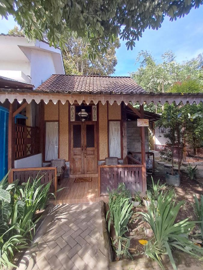Diana'S Homestay Banyuwangi  Exterior foto