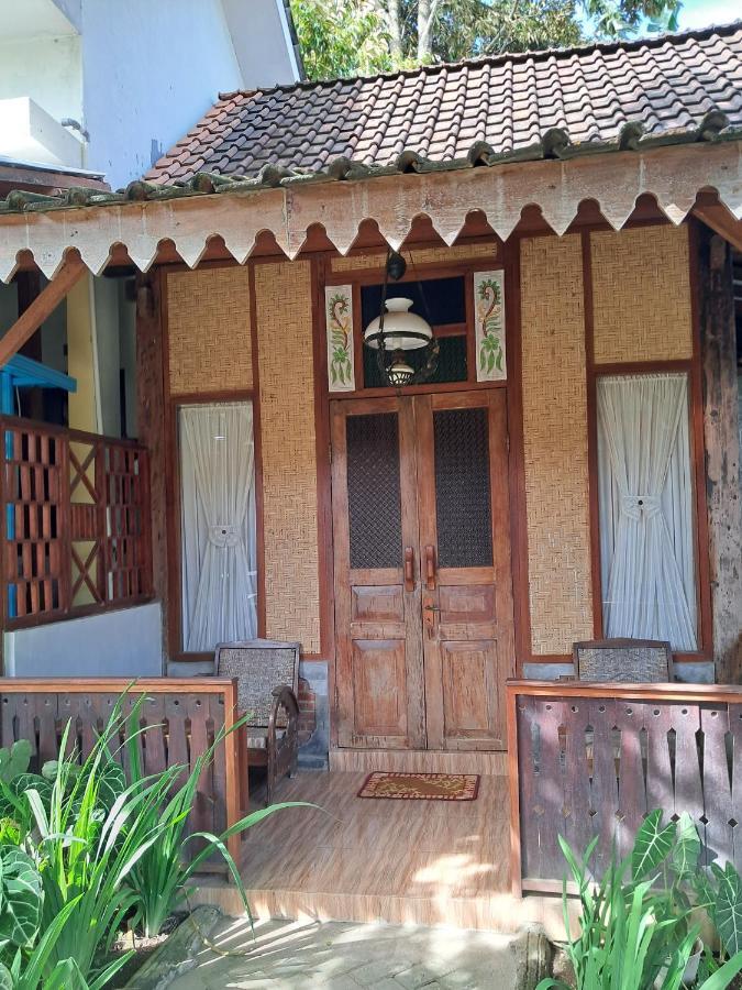 Diana'S Homestay Banyuwangi  Exterior foto