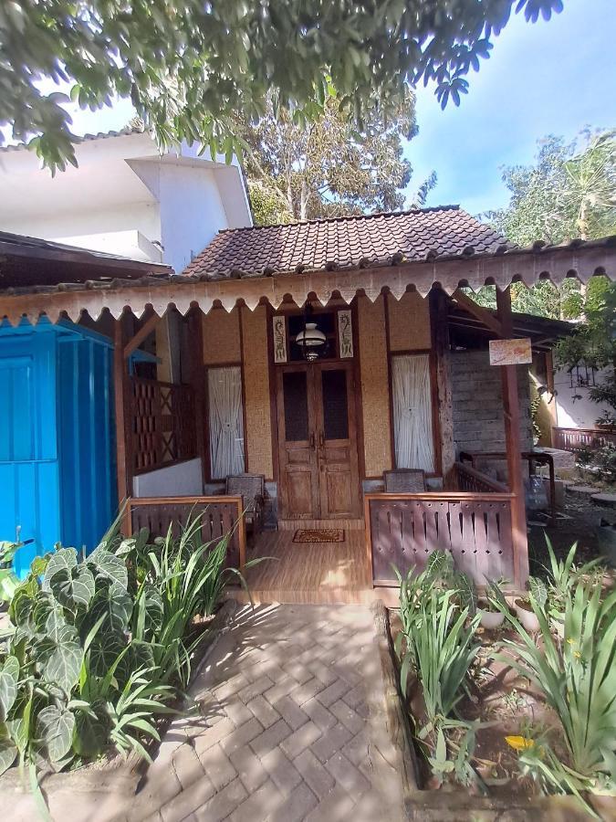 Diana'S Homestay Banyuwangi  Exterior foto