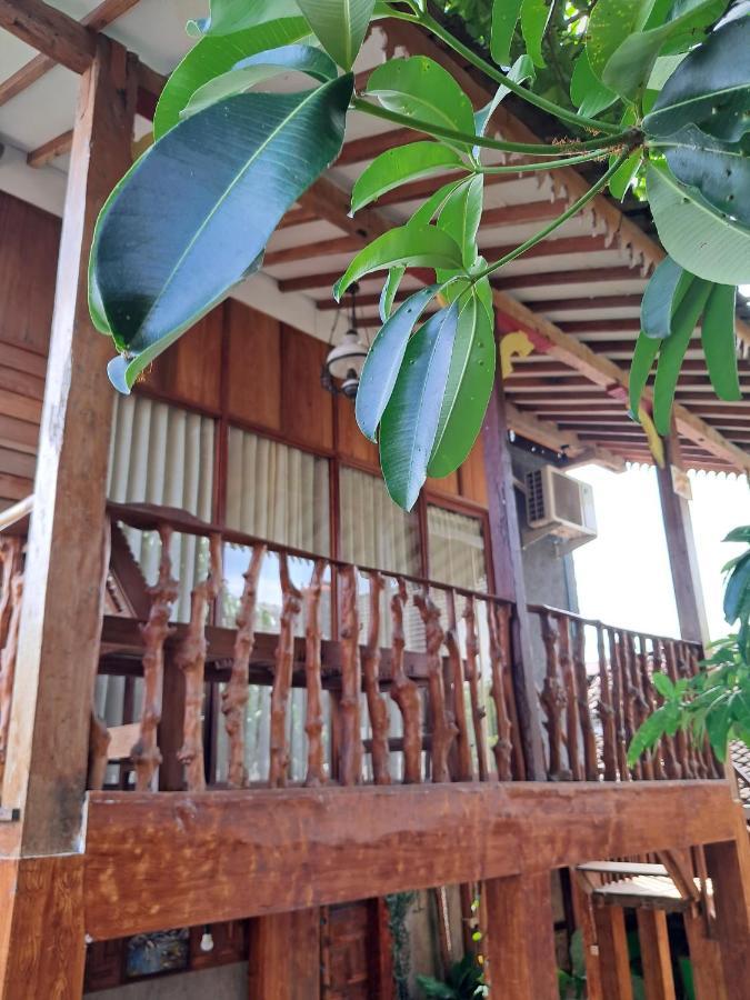 Diana'S Homestay Banyuwangi  Exterior foto