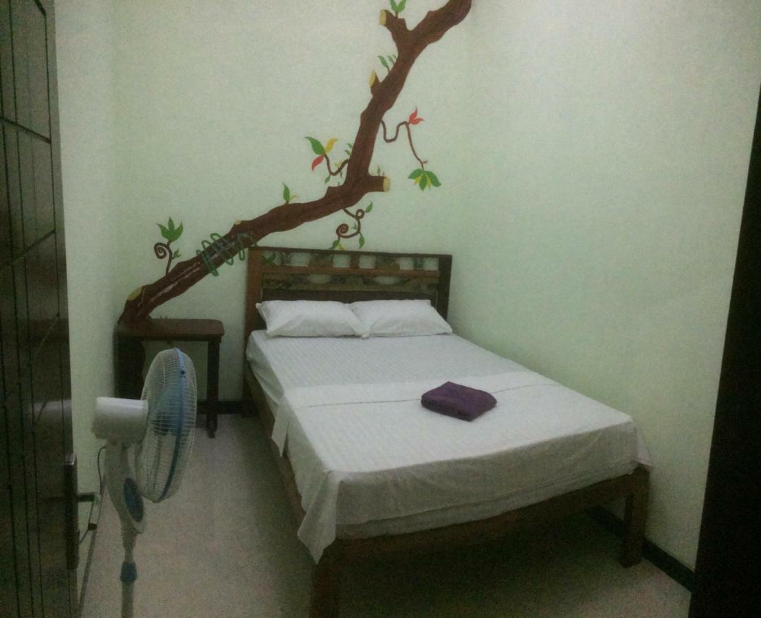 Diana'S Homestay Banyuwangi  Exterior foto